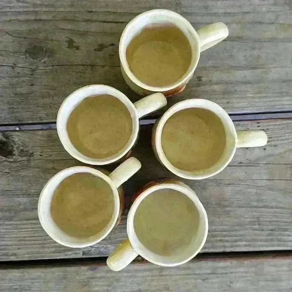 set of 5 vintage small mushroom coffee mugs - Picture 3 of 3